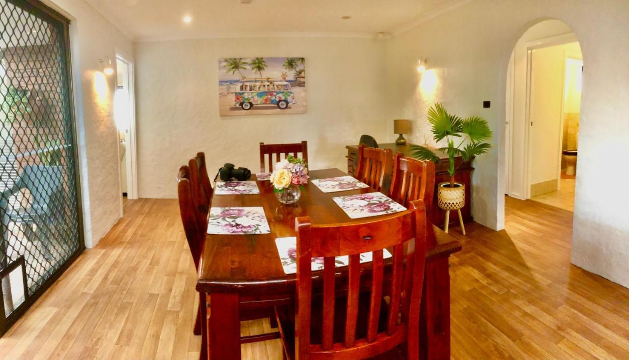 Beach House Opposite Ocean 4 Bed 2 Bathroom With Pool جيرالدتون المظهر الخارجي الصورة